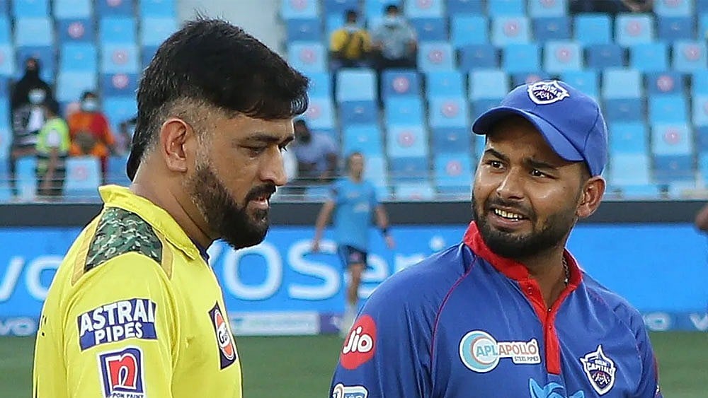 Mahendra Singh Dhoni (left) and Rishabh Pant (right). - (File Photo: PTI) 